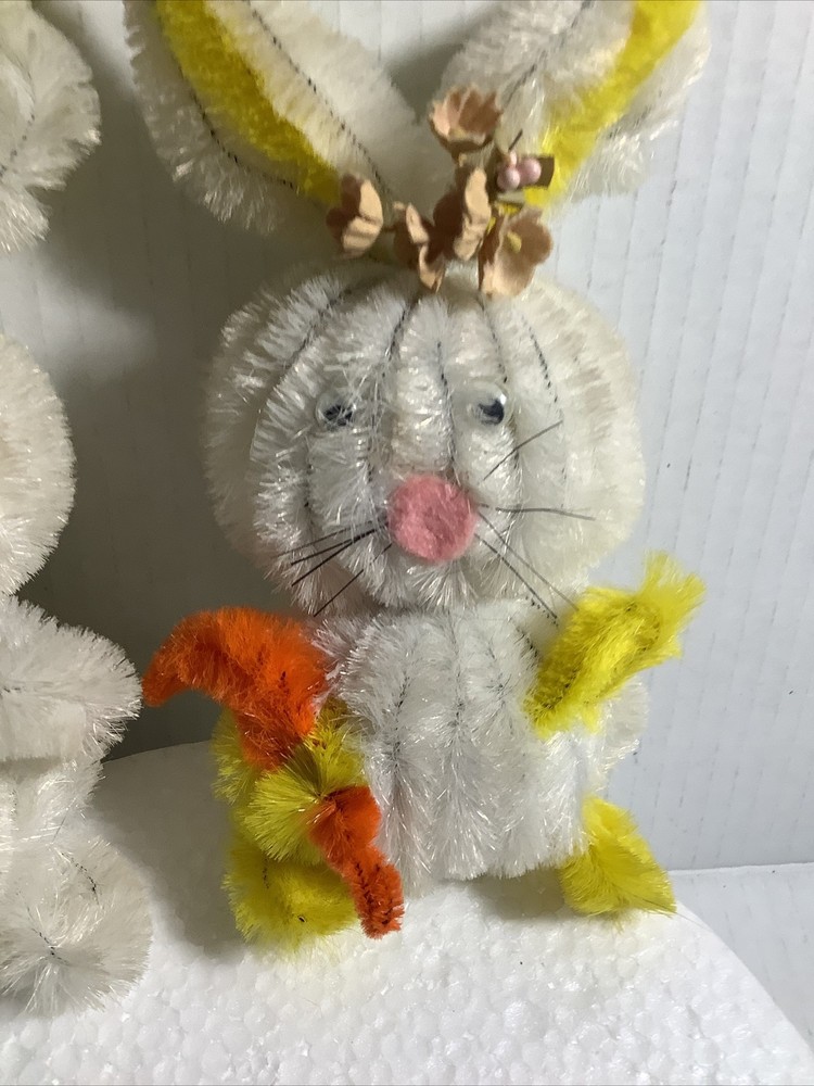 Vintage MCM Easter Bunny Rabbit Chenille Pipe Cleaner Craft Figure Decoration