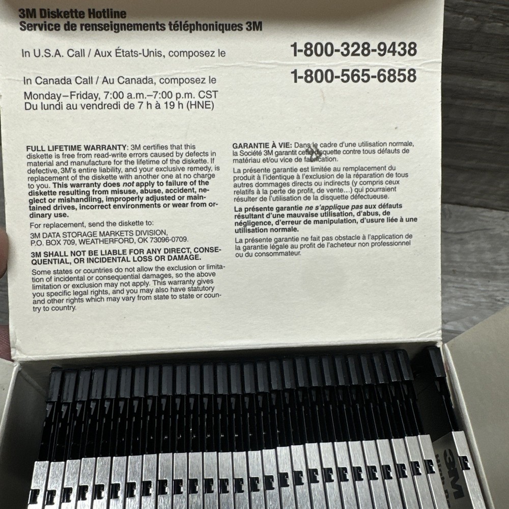 3M 3.5" High Density Floppy Disks Diskettes - 28 -Pack USA