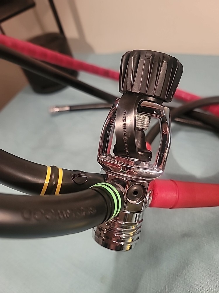 Sherwood Scuba Diving Regulator System Oasis 2