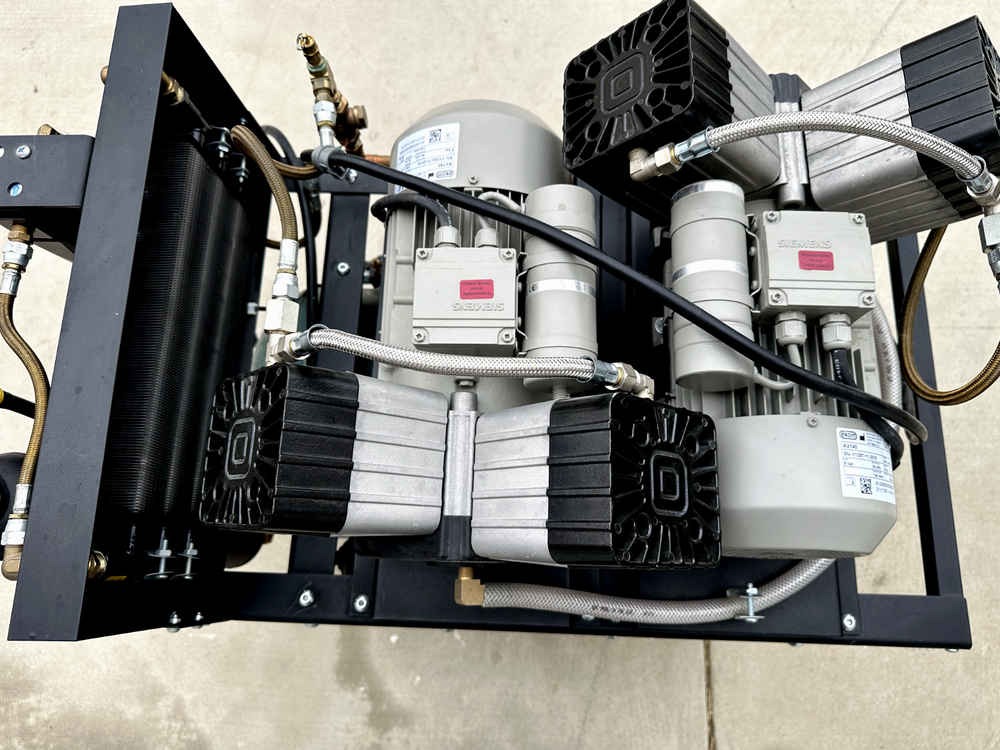 Tech West Dental Air Compressor - Single Unit with Minor Defect