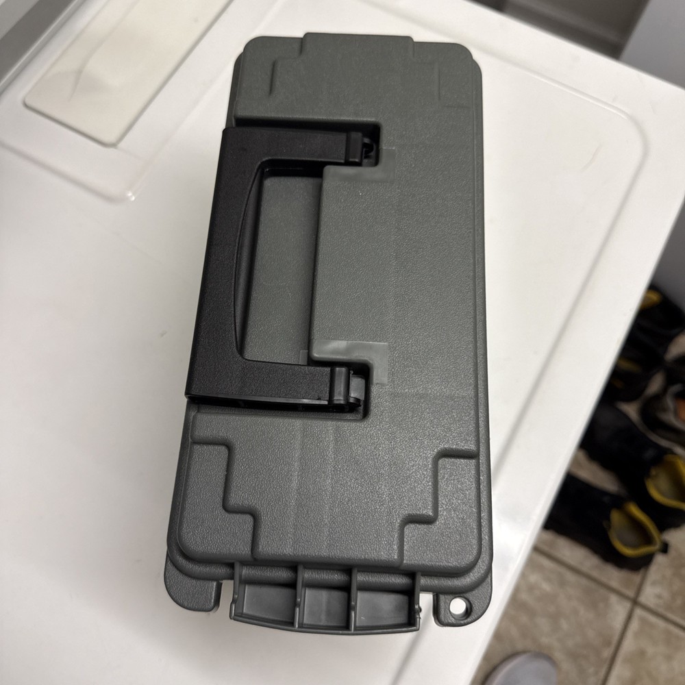 Plano Element-Prooof Field/Ammo Box Small, OD Green 131200 lockable