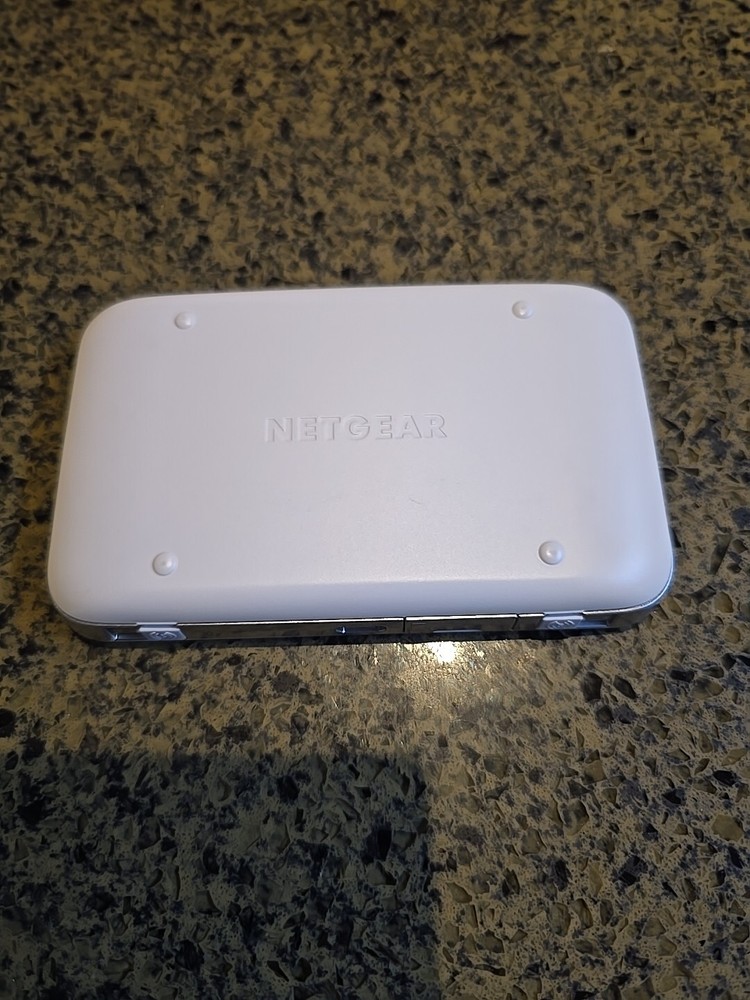 AT&T Unite(Netgear) Mobile Hotspot - White