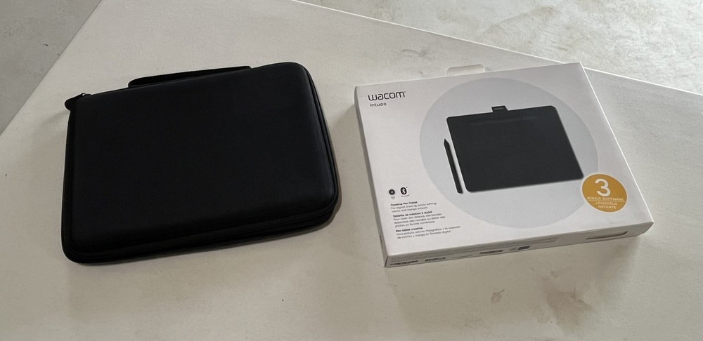 Wacom Intuos Small Digital Graphics Drawing Tablet