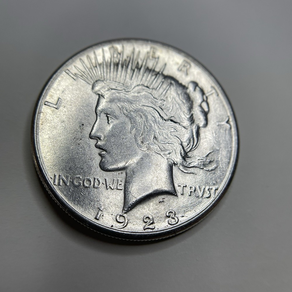 1923-S $1 Peace Dollar UNC - 82070