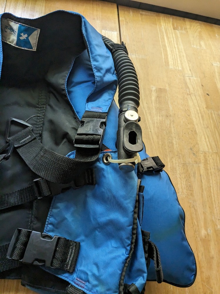 Zeagle BCD - Small - Buoyancy Compensator - Scuba