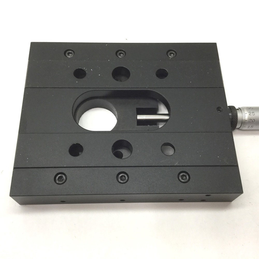 Ealing Micrometer Positioning Stage, Travel: 1", Actuator: 3" x 2.75"