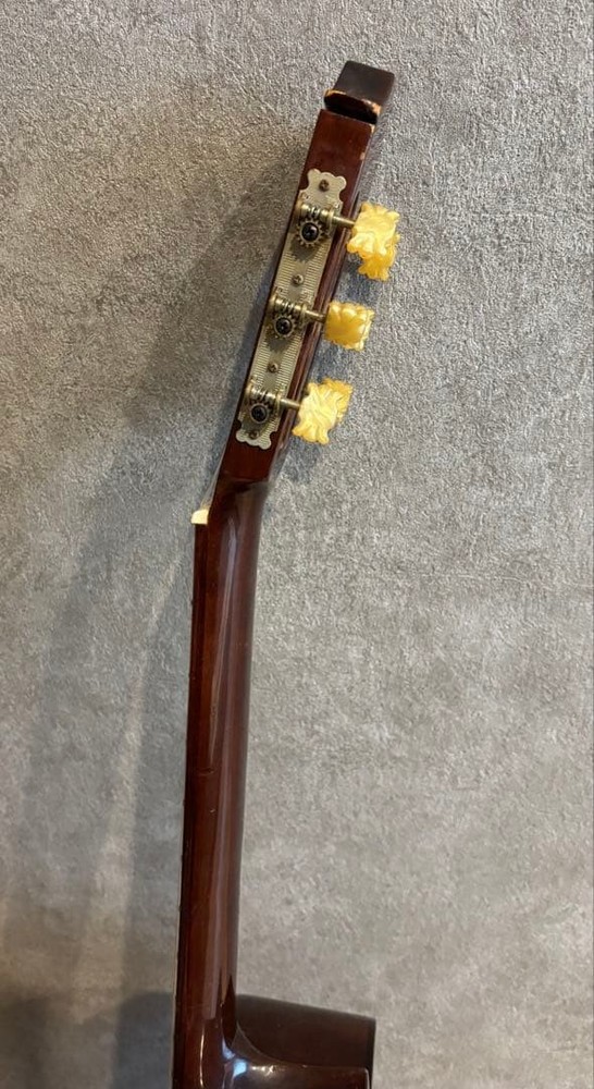 MORRIS Classical Guitar 1975 Terada Gakki Savarez Strings