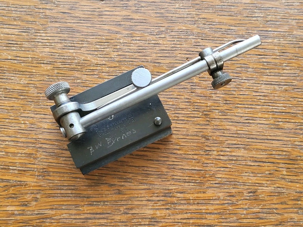 Starrett No. 56A Toolmakers' Universal Surface Gage w/4" Spindle & 3" Scriber