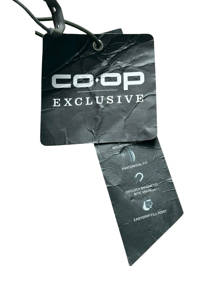 NWT Gregory Nano 18 H2O Hydration Backpack Magnetic Bite Valve Spark Orange