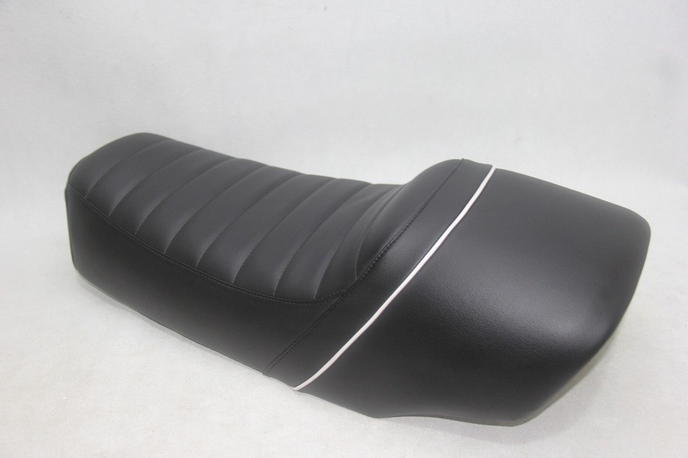 Yamaha RD400 RD400E E 1978 cafe racer motorcycle seat code: S1747