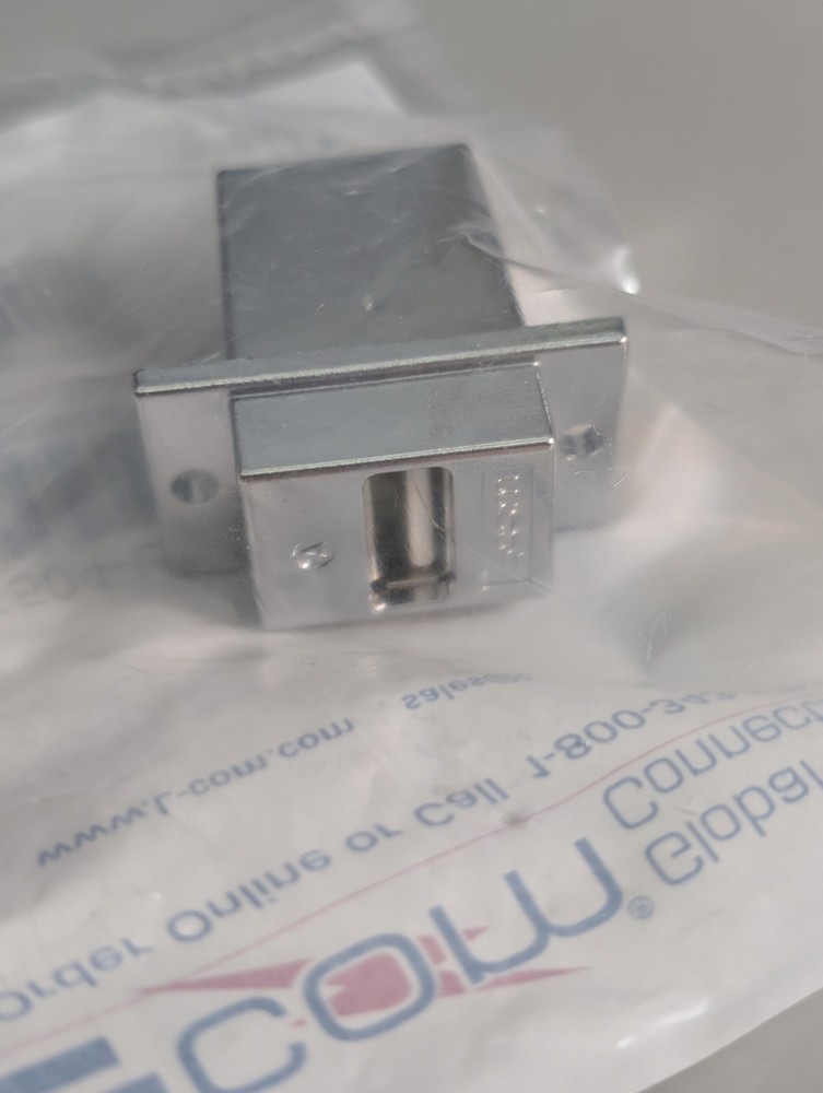 (5x) L-com ECF504-UAAS Panel Mount Shielded USB A-A Jack Port Panel Coupler