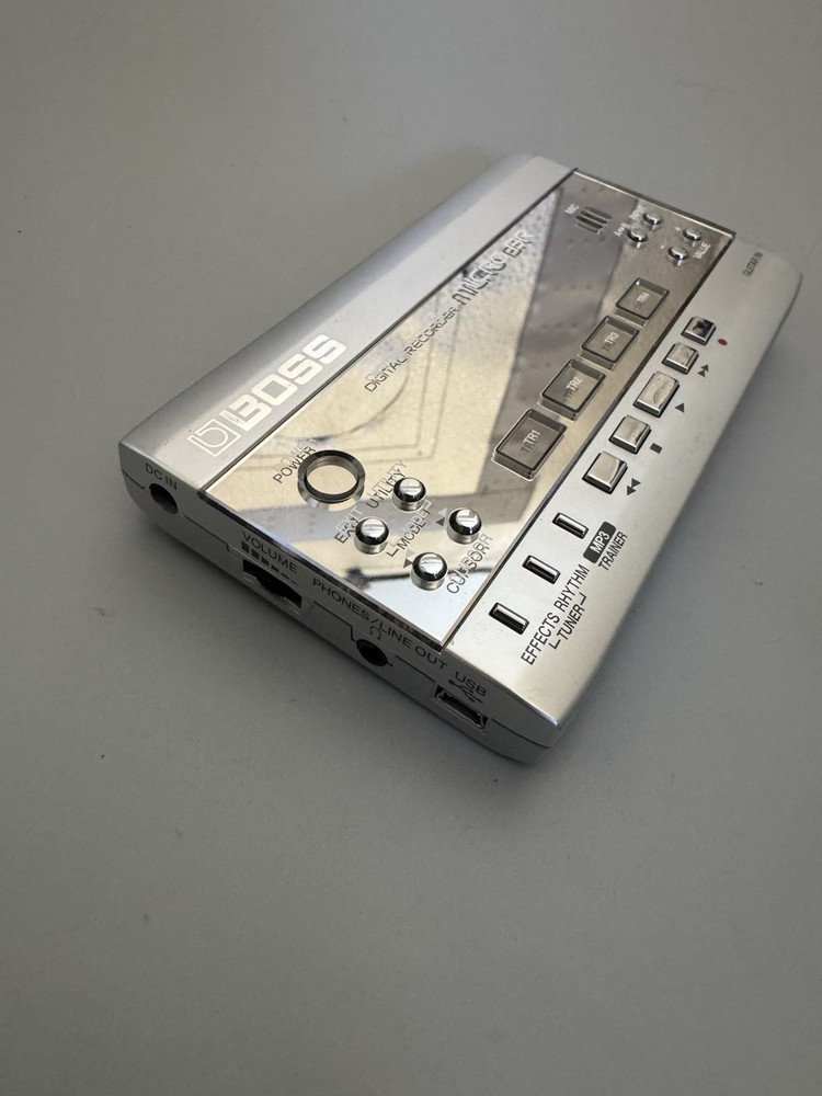 BOSS Micro BR 4-Track Digital Multitrack Pocket Recorder with SD card