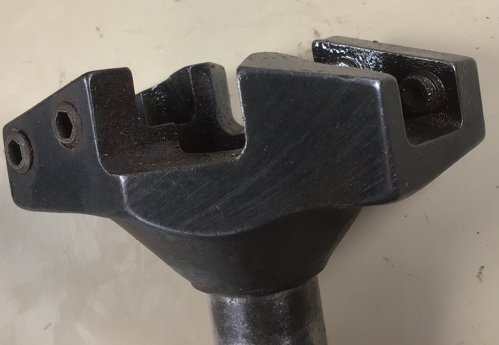 One BROWN & SHARPE TOOL HOLDERS 5/8" SHAANKS #60-100, nice shape