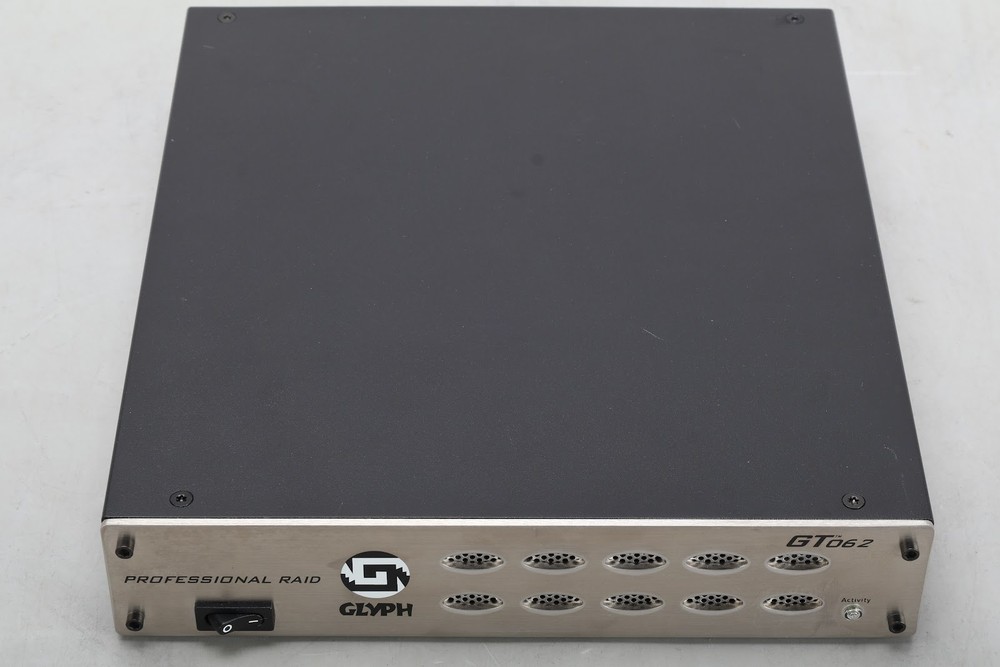 Glyph GT062 StudioRAID Desktop Drive With Software Disk and Carrying Case