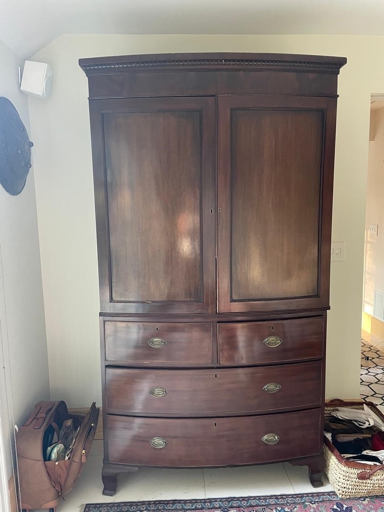 English Vintage Wardrobe