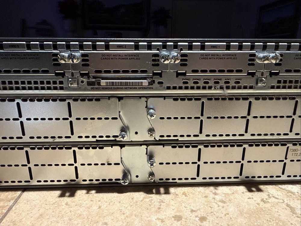 CISCO CISCO3845 K9 3845 INTEGRATED SERVICES V01