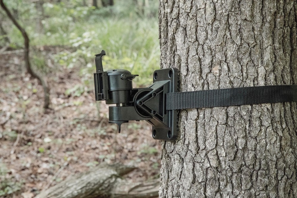 Moultrie Edge Series Flex Mount Gen 2 - Trail Camera Flex Mount