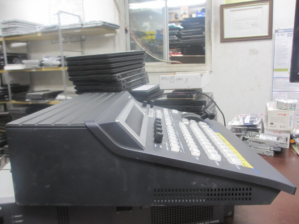 Panasonic AV-HS400AN Multi-Format Compact Live SD/HD-SDI Switcher AV-HS400A