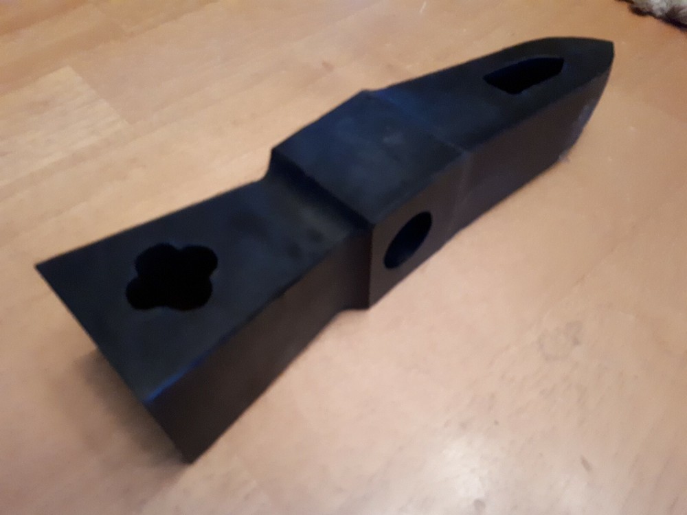 rugged hammer with 2 x spear heads