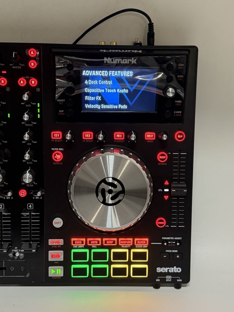Numark NV 4-Channel Dual-Display Serato DJ Controller - Tested / Working