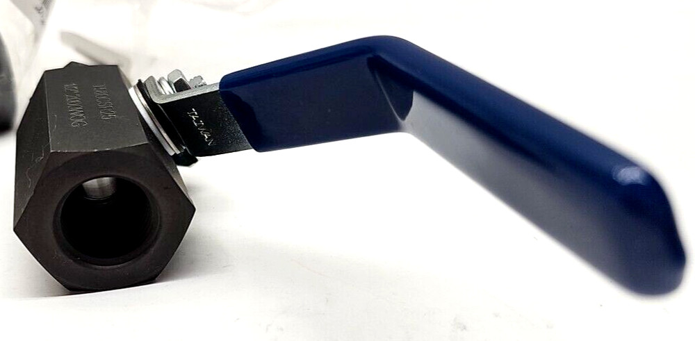 NIBCO 1/2", 2000 PSI WOG, CARBON STEEL BALL VALVE T580CSR25