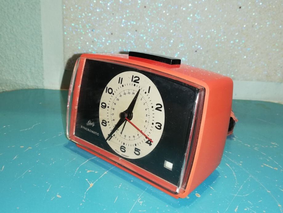 Space age electric table clock Schatz, Germany, 1970s