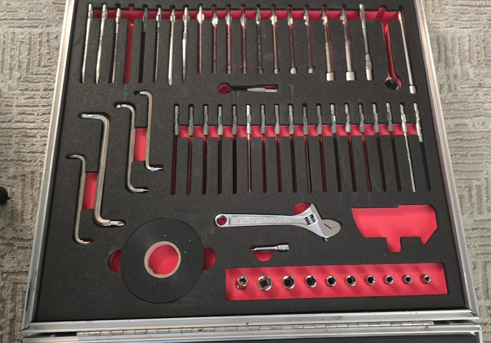 TK-105 A/G Kippertool Military Electronic System Tool Kit in Wilson case