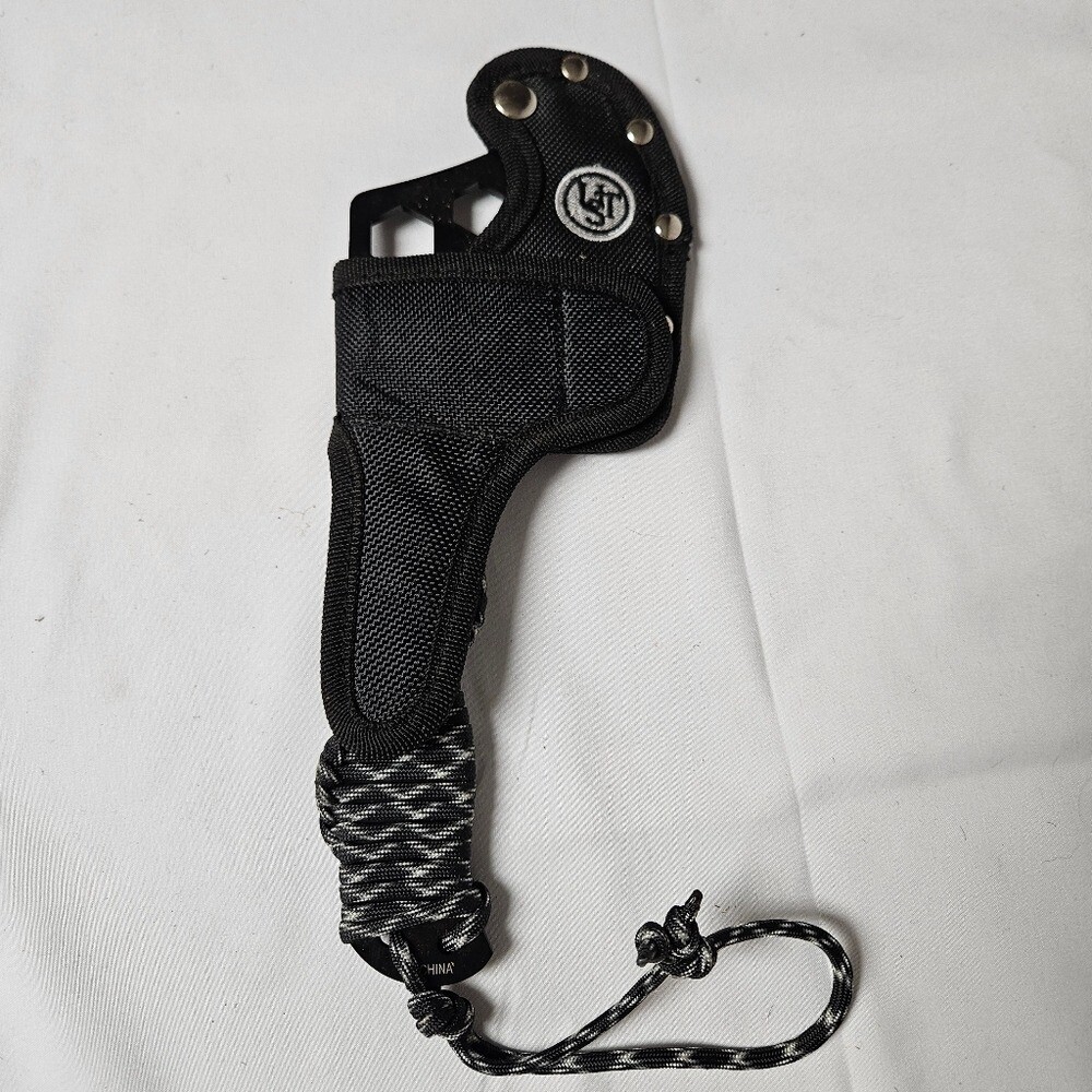 550 Paracord Wrapped Black Axe