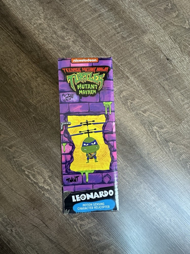 Nickelodeon Turtles Ninjas Leonardo Motion Sensing Helicopter- Hand Control