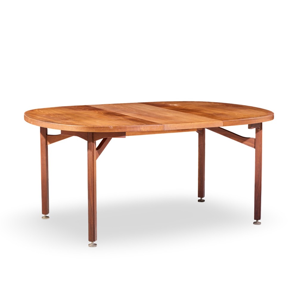 Jens Risom Mid Century Walnut Round Expanding Dining Table with 3 Leaves