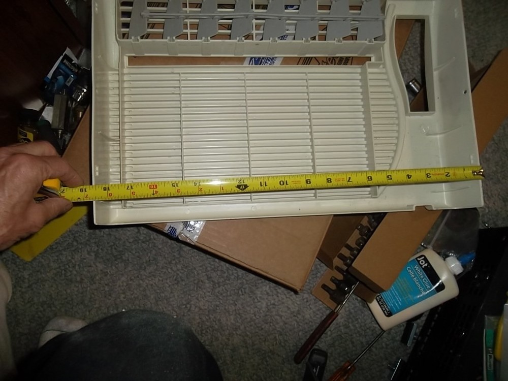 Fedders Ac model: A6X05F2A Front panel frame with Filter.