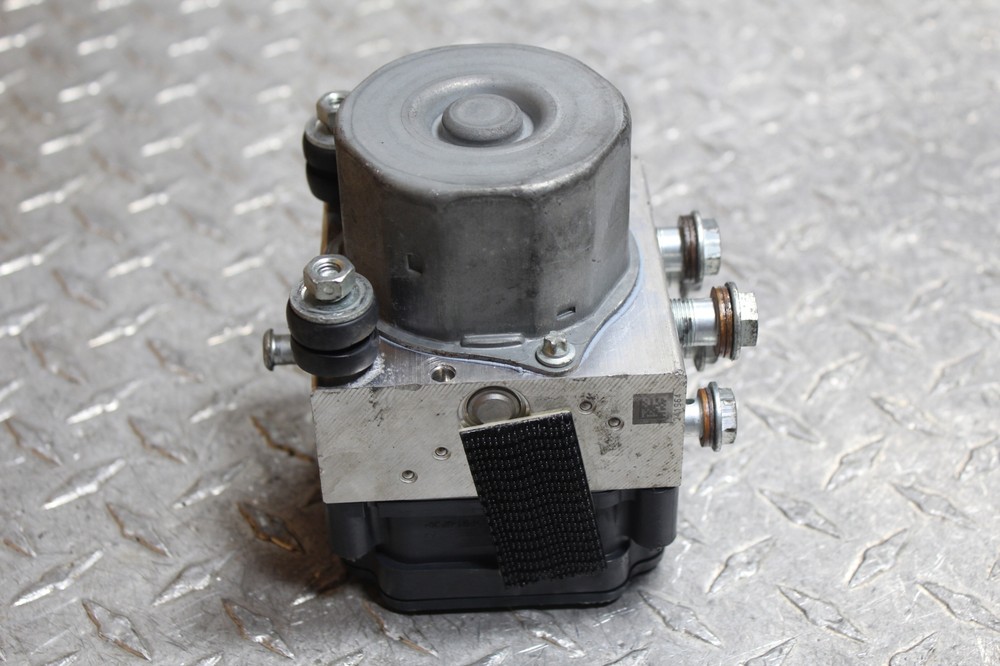 Genuine Harley Davidson Touring ABS Pump Controller Module Unit 2014-2016
