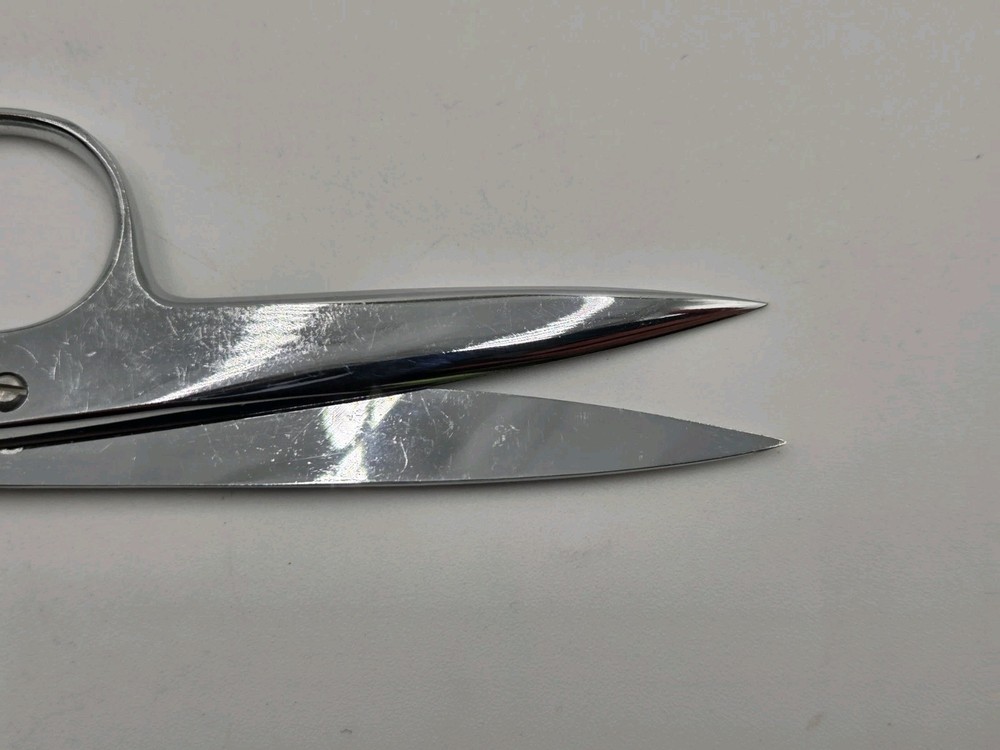 Vintage Gingher 4.5" Chrome Thread Nips - Made in Germany