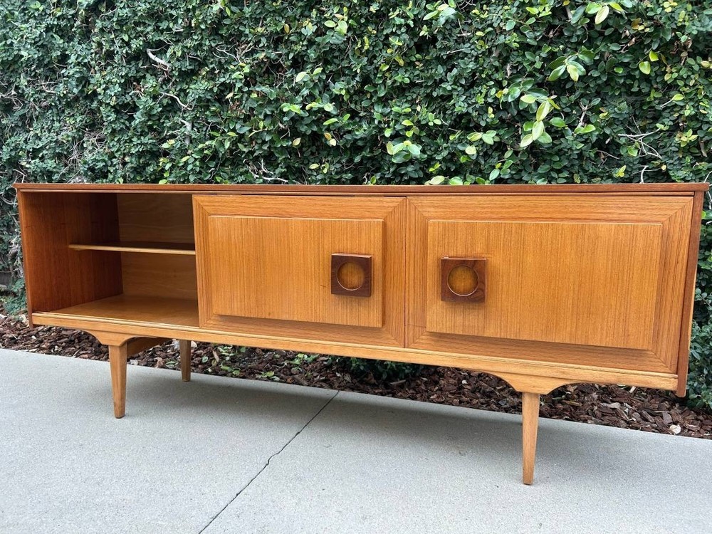 Mid Century Modern Teak Credenza/Sideboard