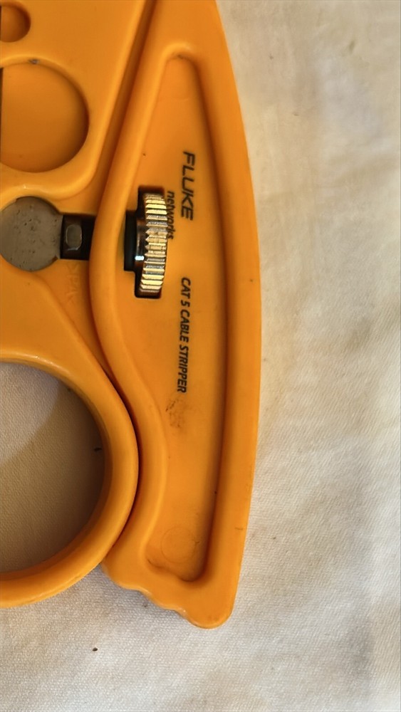 Fluke Networks FLUKE-11230002 Round Cable Stripper Cable Stripper New