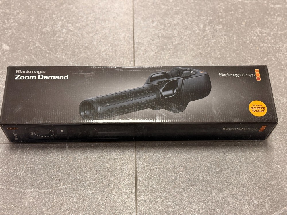 Blackmagic Zoom Demand ( Open Box)