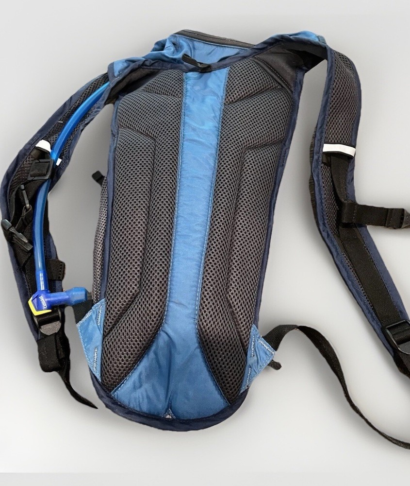 Camelbak Rogue Hydration Backpack Blue Bag Cycle Run Hike w/ Water Bladder