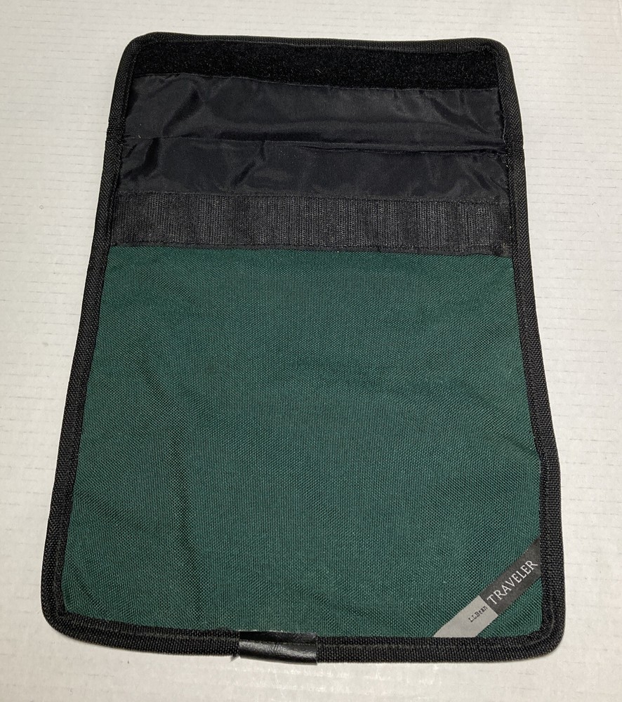 LL Bean Traveler Book Electronic Protector Case Bag Green