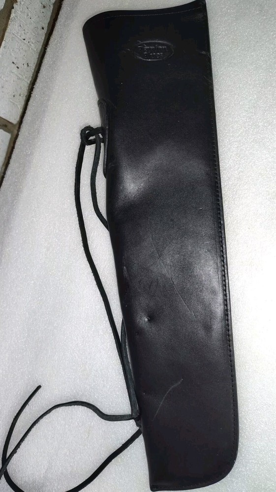 Reunion Blues Leather Bow Case 17 inches Long