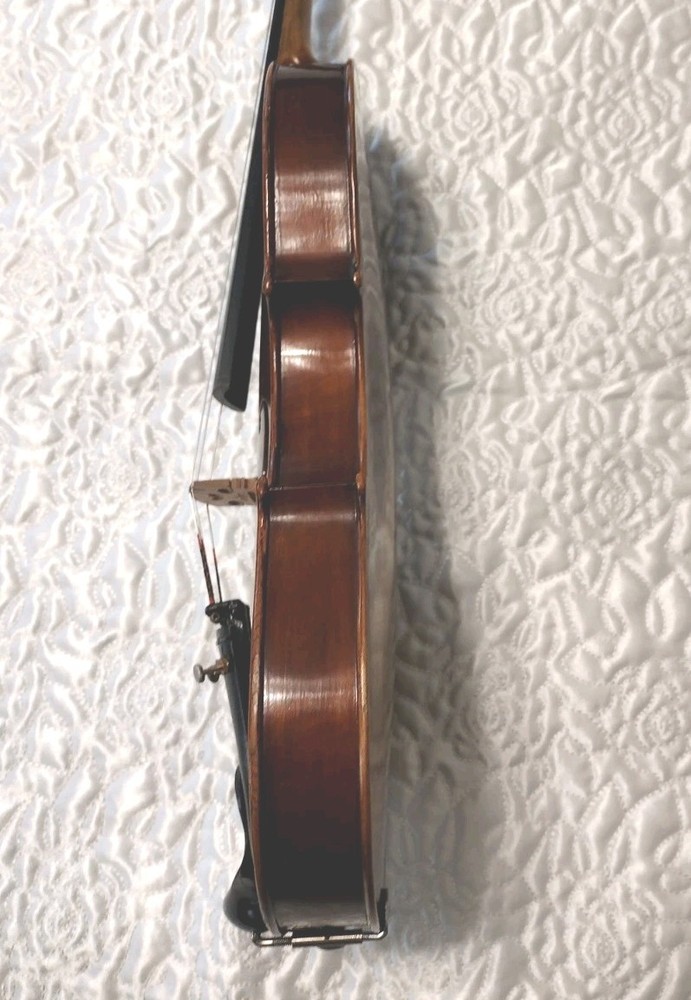 Vintage Nippin Violin, 3/4, with case and bow