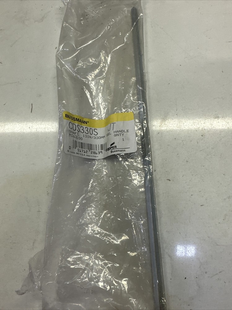 Bussmann 13" 330mm SEL Disconnect Switch Handle CDS330S