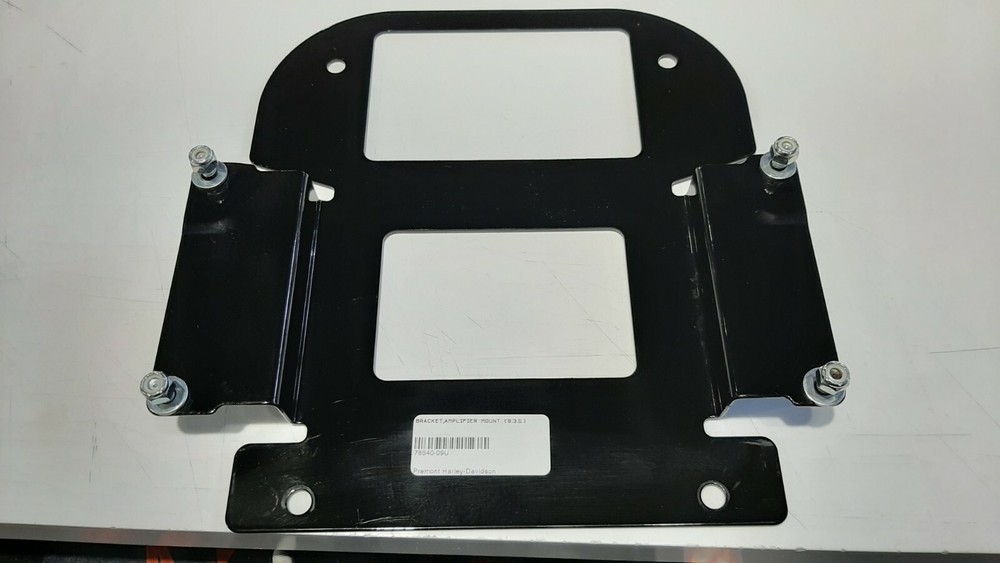 76540-09 BRACKET,AMPLIFIER MOUNT