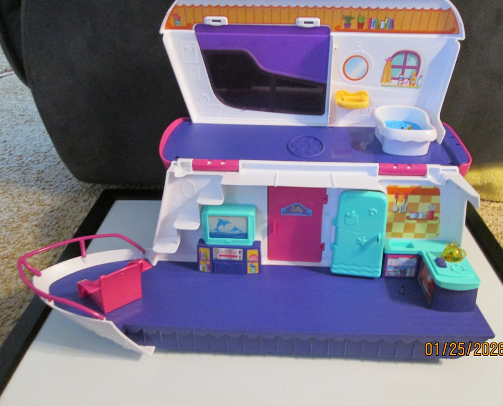 VTECH Flipsies - Sandy's House & Ocean Cruiser Playset - COMPLETE