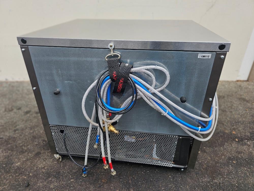 True TUC-36-LP Low Profile Undercounter Refrigerator 2 Door 4 kegerator System