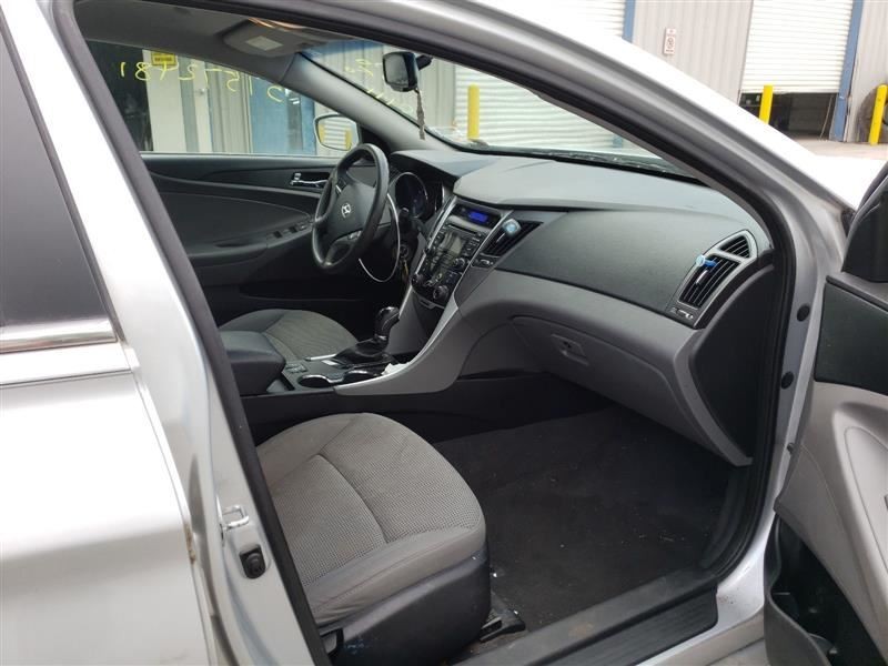 SONATA 2013 Headrest 347048