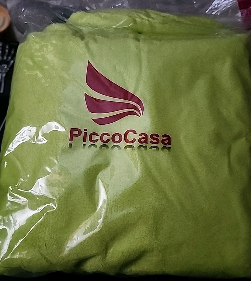 MICRO-PLUSH BLANKET SUPER COZY SOFT EASY CARRY SOLID SMALL THROW NEON LIME GREEN