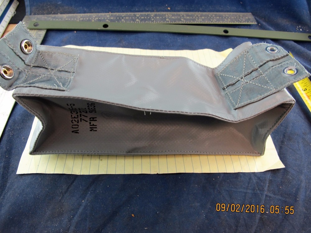 Navy Pilot Hand Set Stowage Electronic Communications E Case [B7BB]