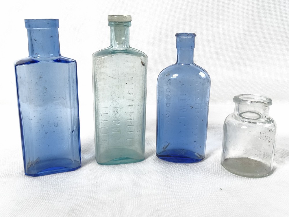 4 x Vintage Blue Tint Apothecary. #4