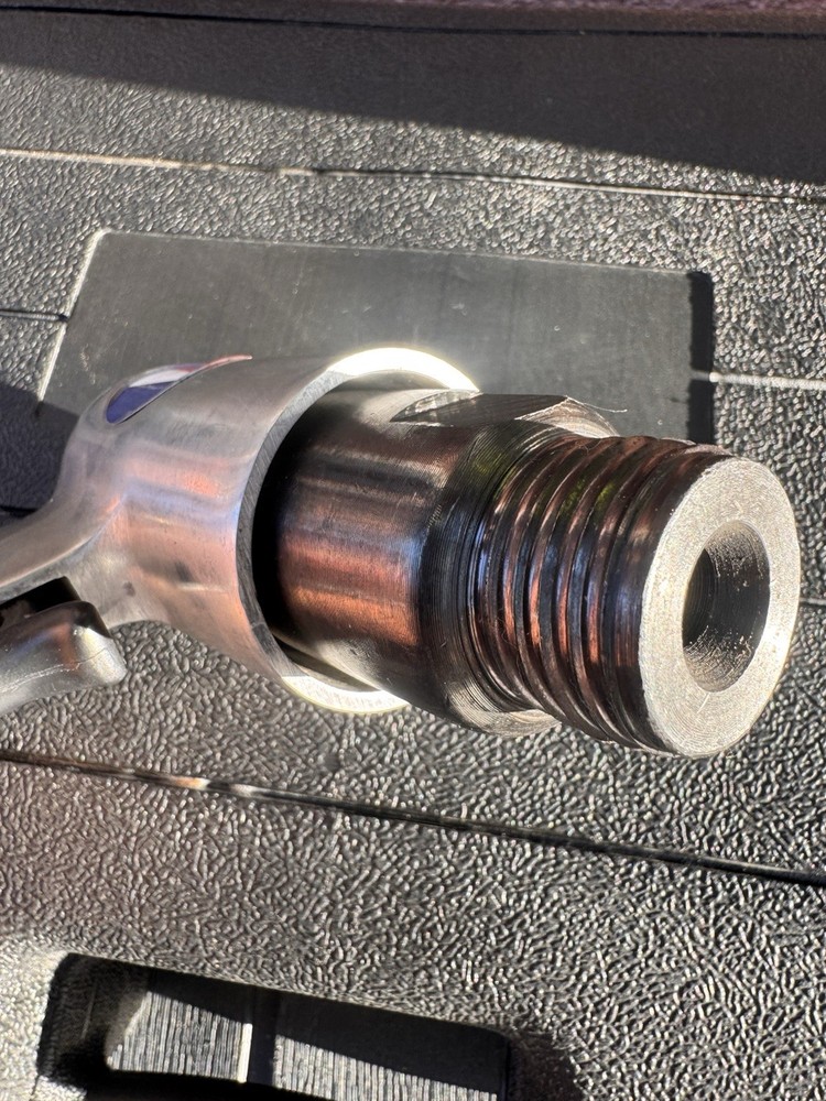 New Devilbiss AT30 Pneumatic Air Chisel Hammer