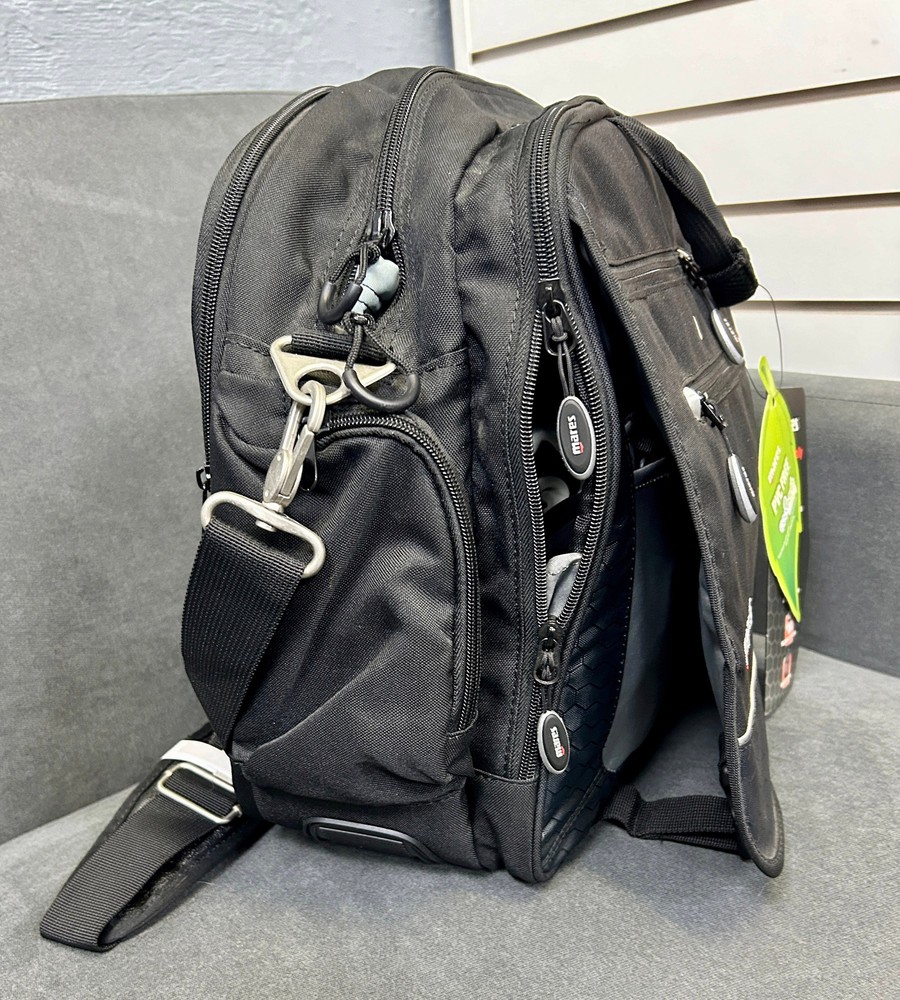 Mares Cruise Lightweight Office Bag